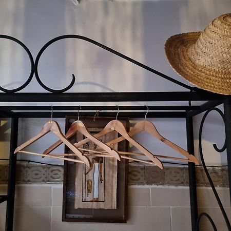 Riad Black Doors Marrakesh Exterior photo