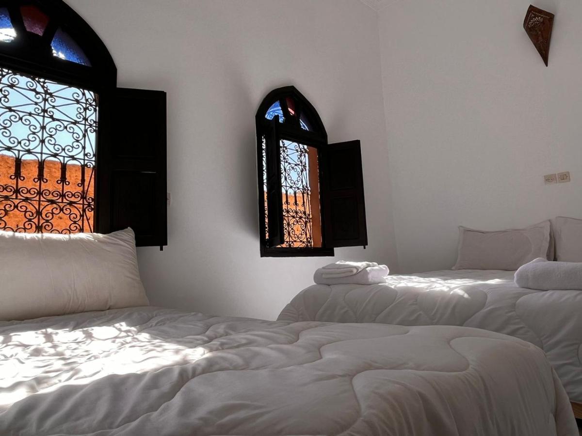 Riad Black Doors Marrakesh Exterior photo