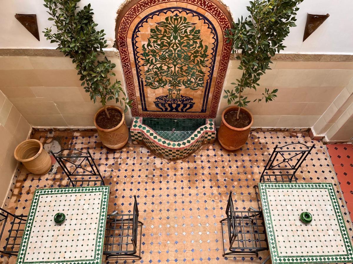 Riad Black Doors Marrakesh Exterior photo