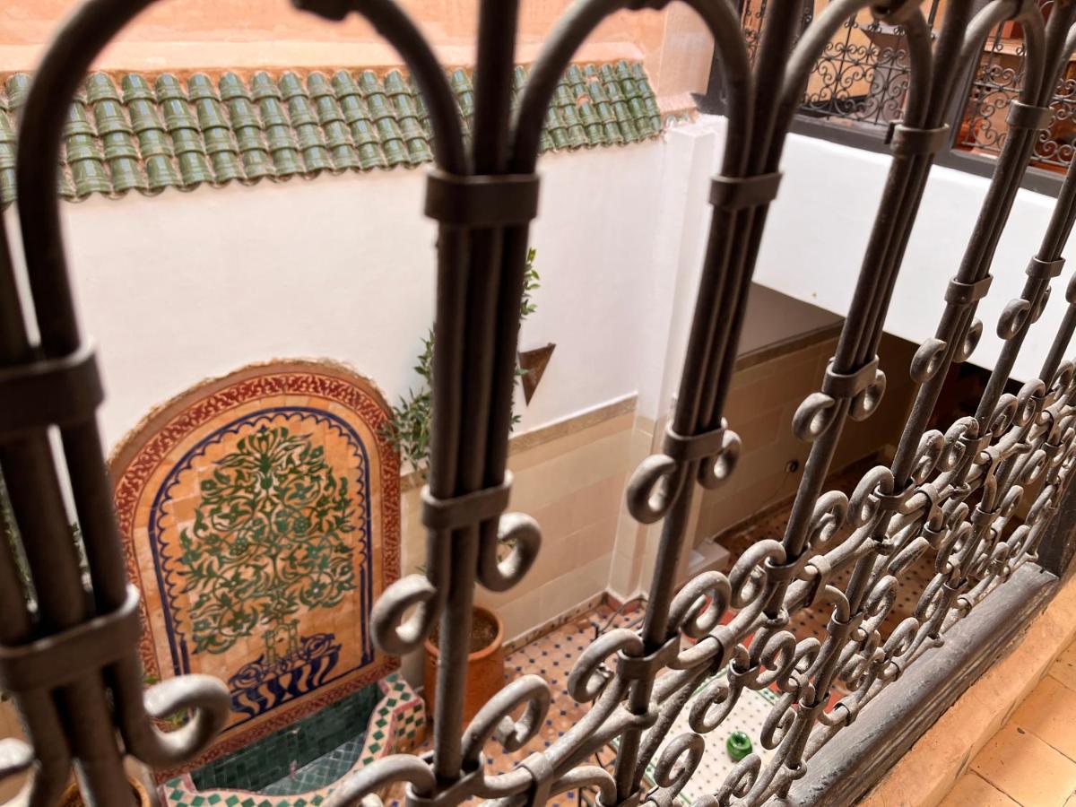 Riad Black Doors Marrakesh Exterior photo