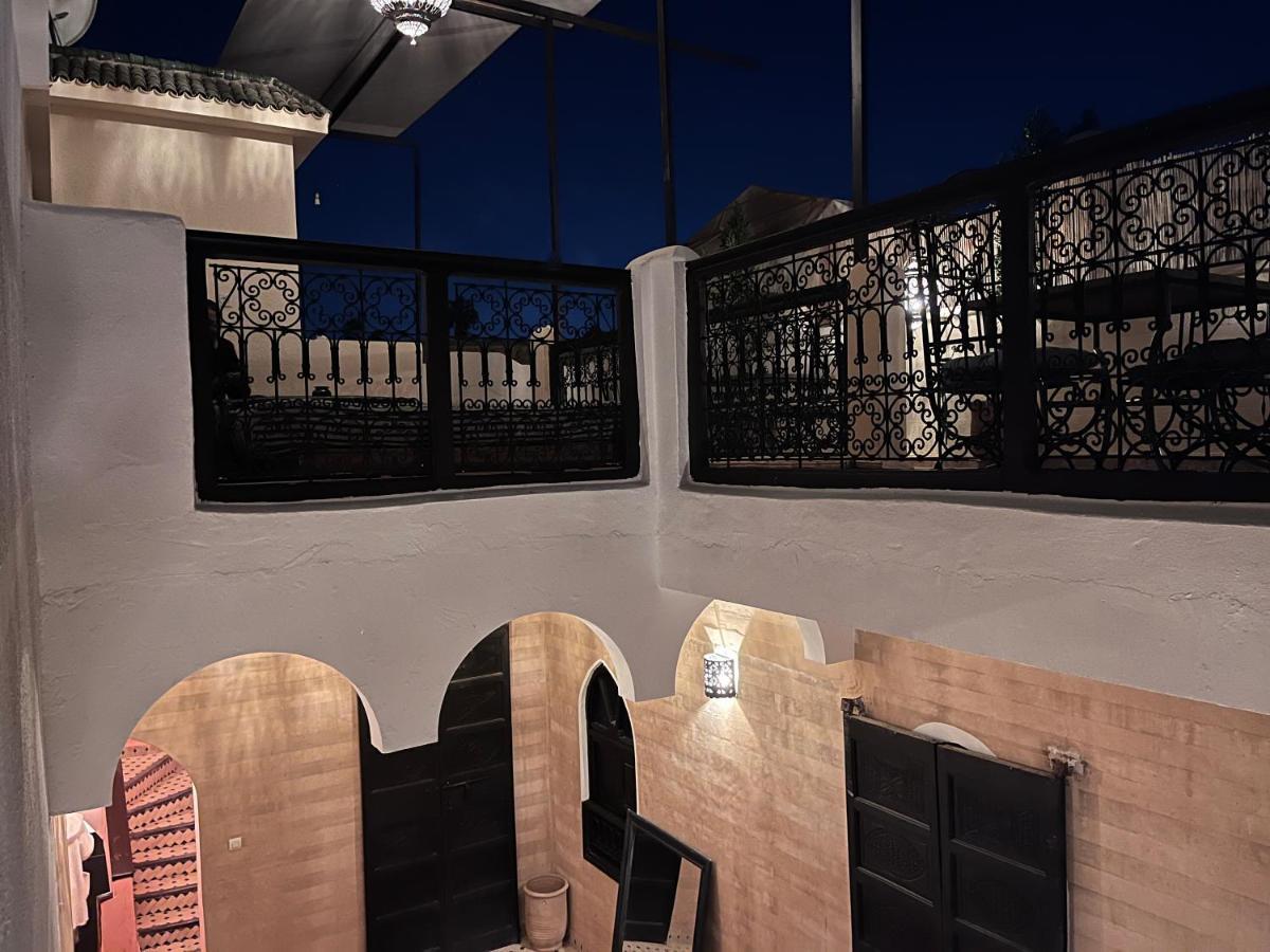Riad Black Doors Marrakesh Exterior photo