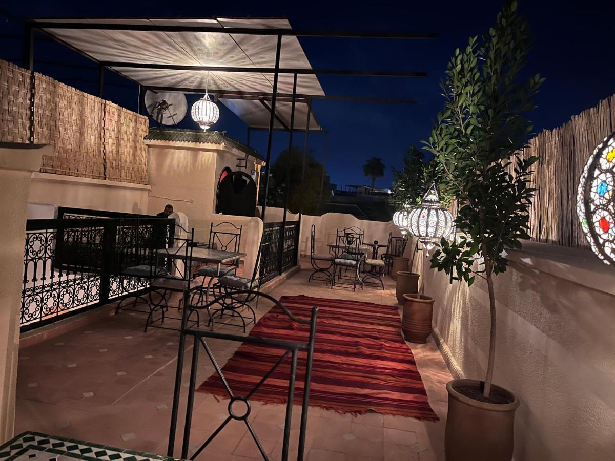 Riad Black Doors Marrakesh Exterior photo