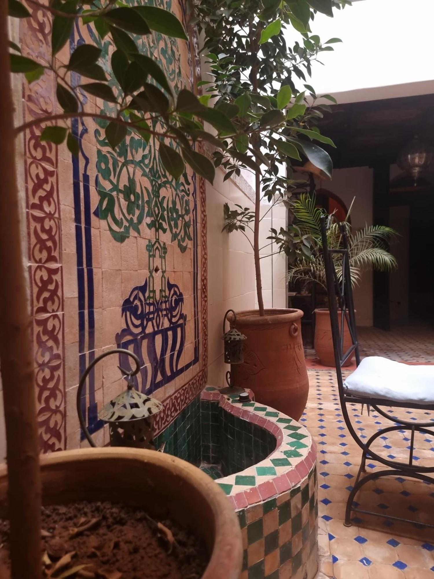 Riad Black Doors Marrakesh Exterior photo