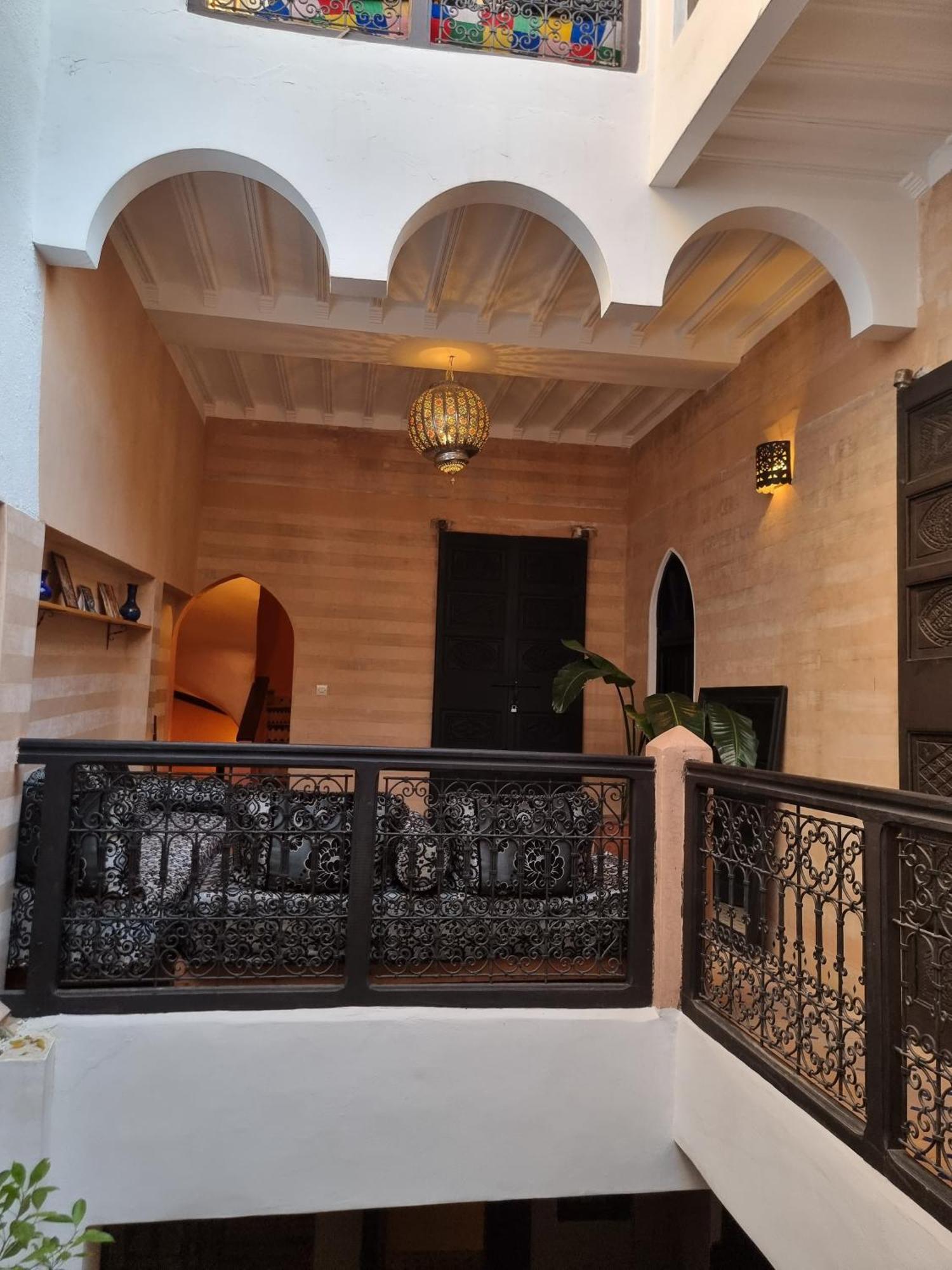 Riad Black Doors Marrakesh Exterior photo