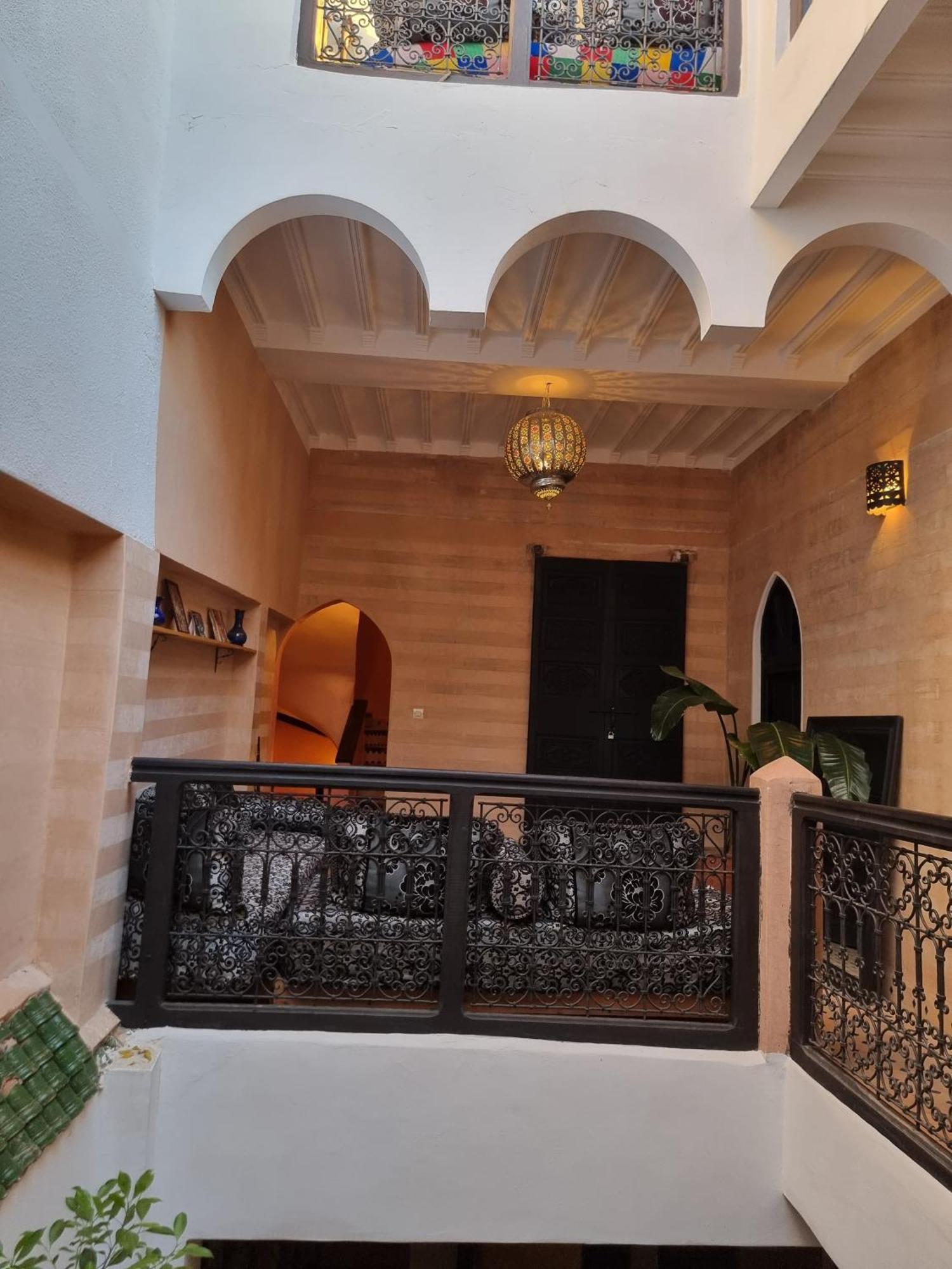 Riad Black Doors Marrakesh Exterior photo