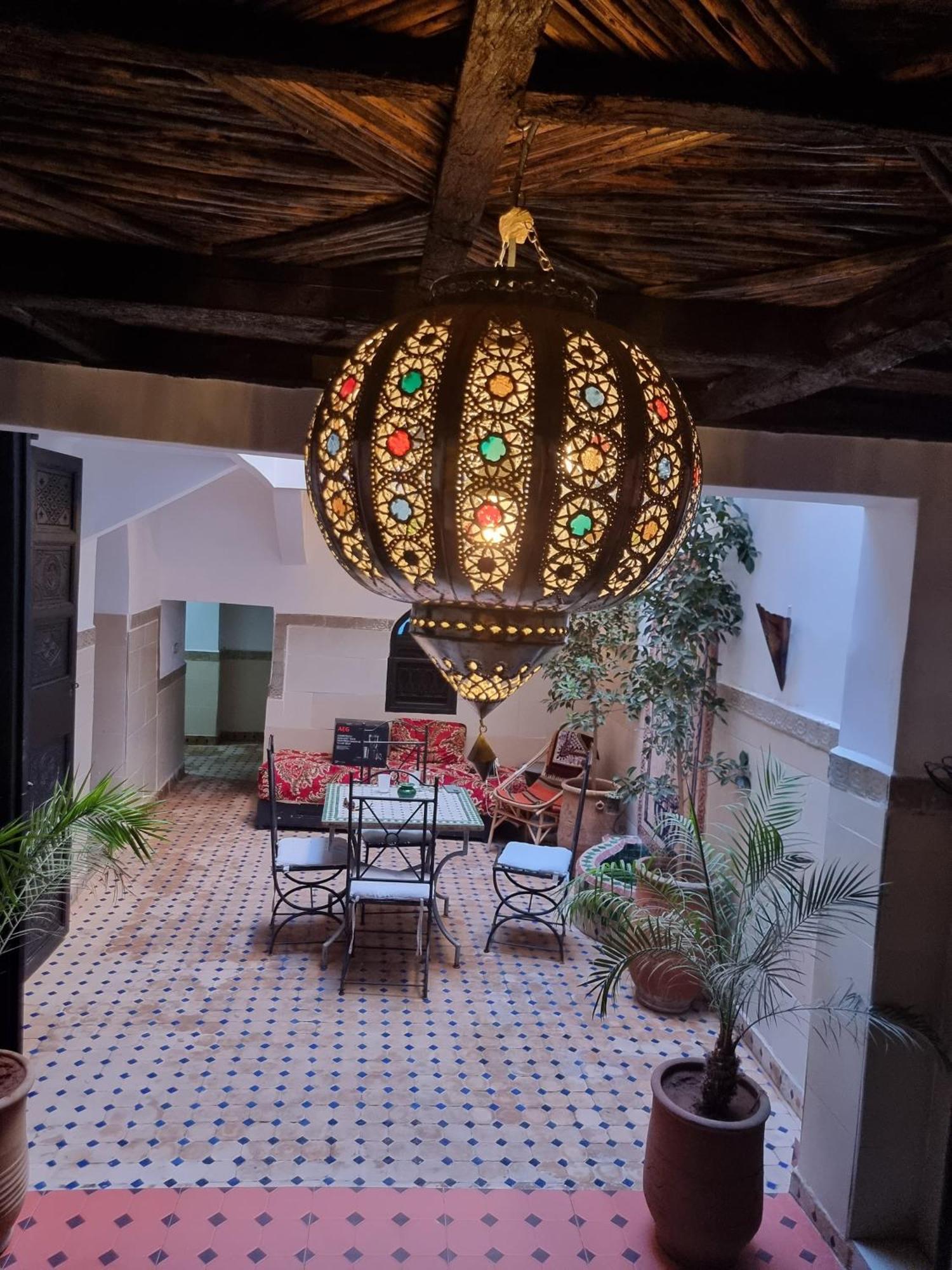 Riad Black Doors Marrakesh Exterior photo
