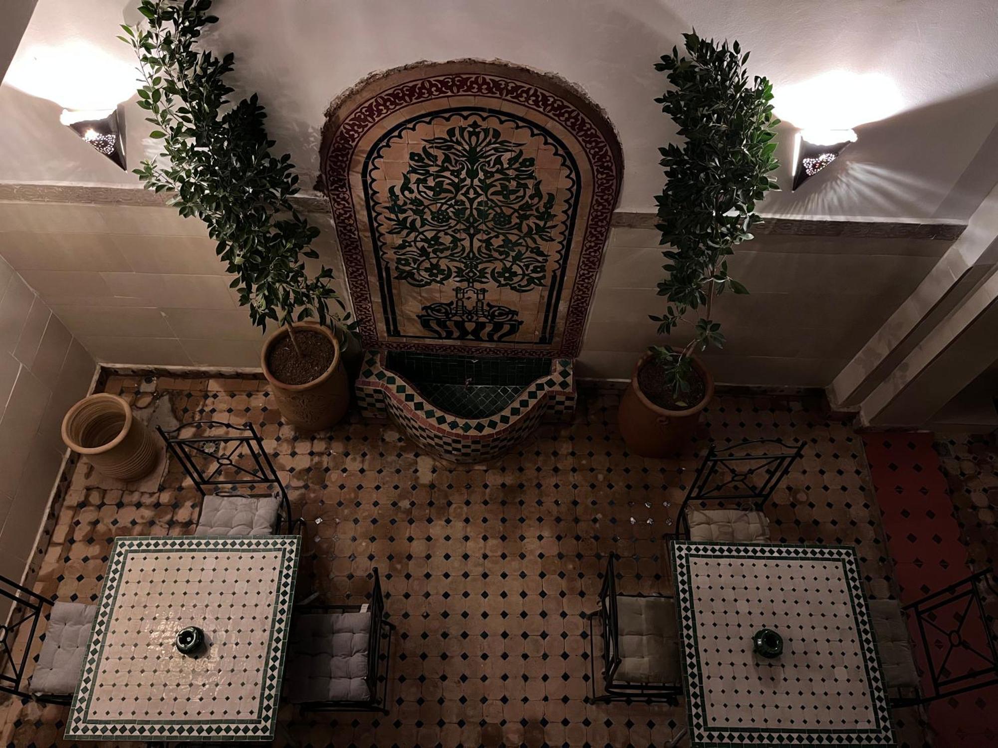 Riad Black Doors Marrakesh Exterior photo